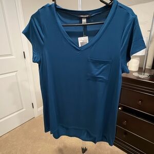 Cable & Gauge Deep Blue V-Neck Tee